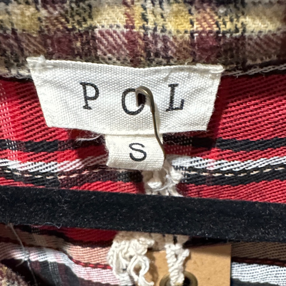 πΈβ¨ NWT POL Patchwork Plaid & Floral Button-Up Shirt β SZ S π - Picture 2 of 5
